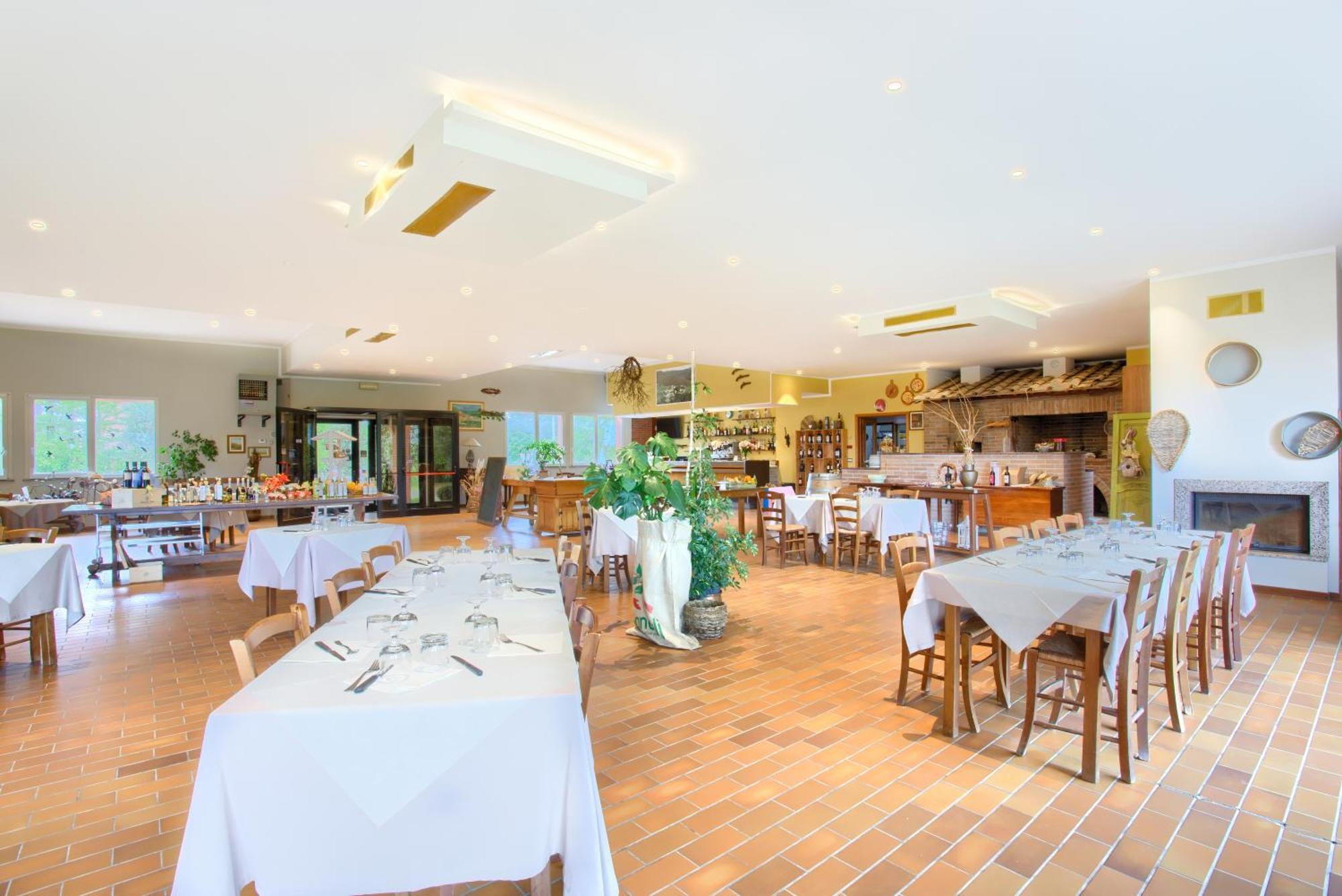 Borgo San Pecoraio Resort Riparbella Extérieur photo